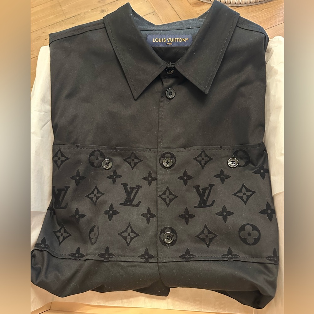 Brand new Louis Vuitton Black Overshirt
